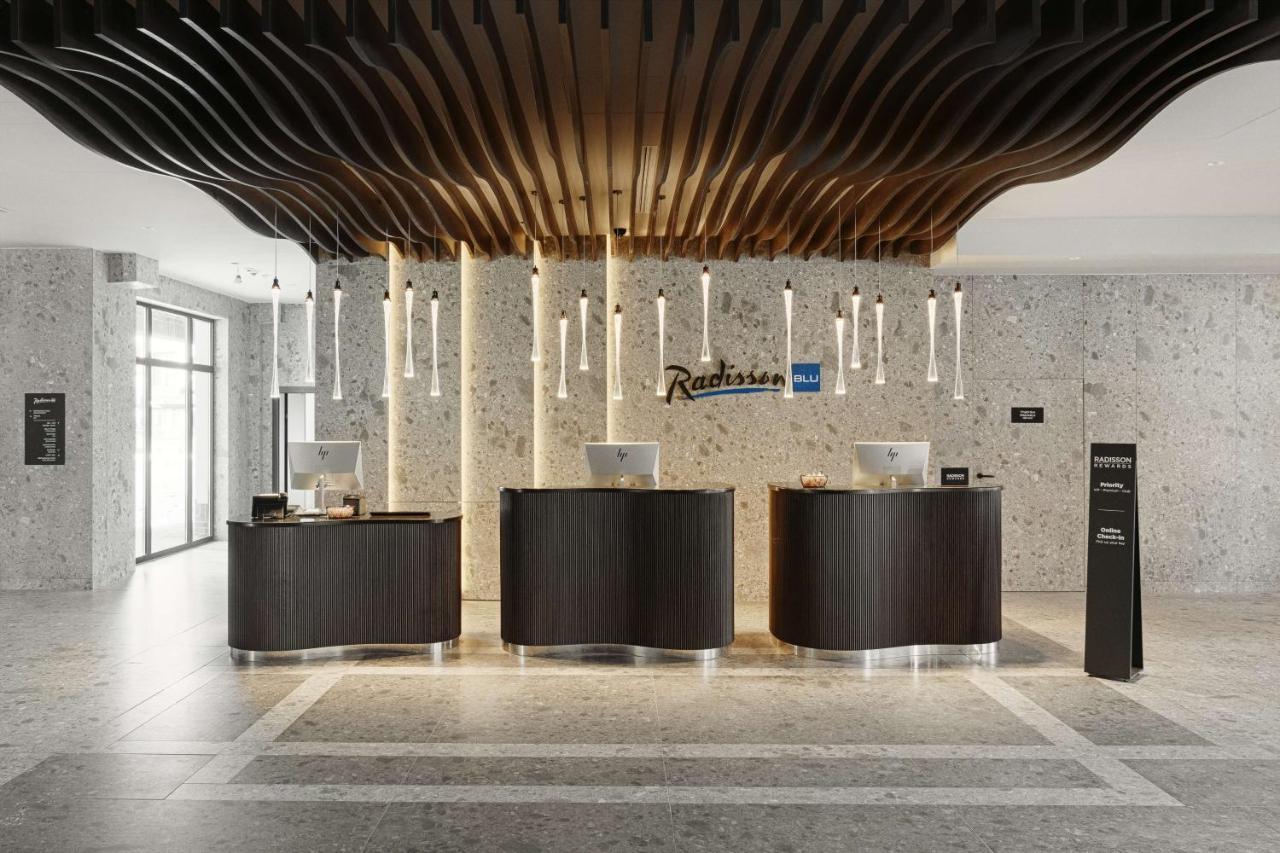 Radisson Blu Resort & Conference Center, Ostroda Mazury المظهر الخارجي الصورة The new design of the hotel lobby