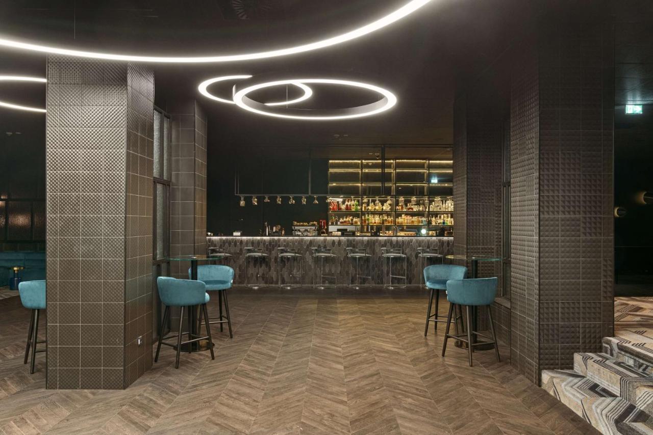 Radisson Blu Resort & Conference Center, Ostroda Mazury المظهر الخارجي الصورة The bar at the 2018-opened terminal