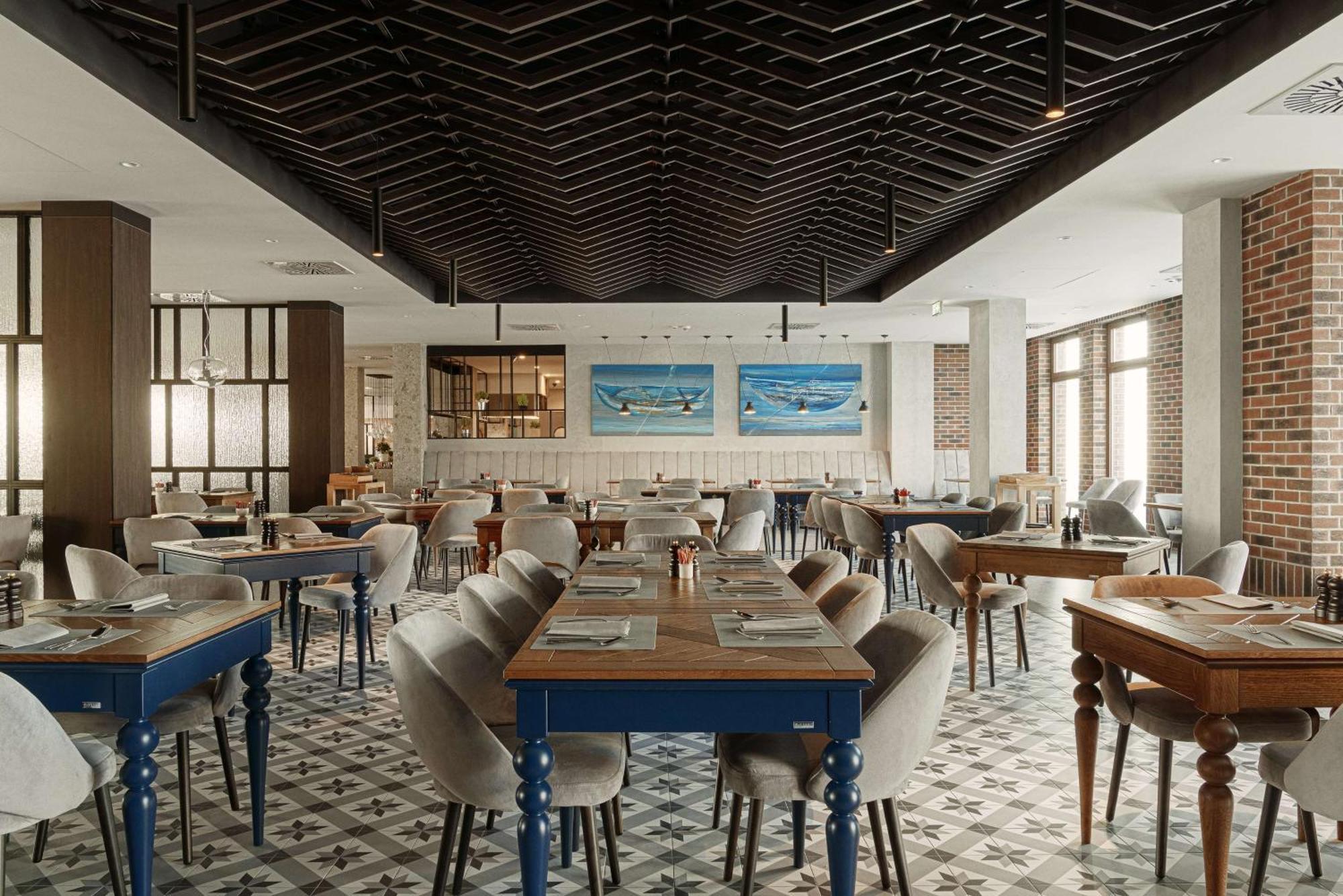 Radisson Blu Resort & Conference Center, Ostroda Mazury المظهر الخارجي الصورة Restaurant interior