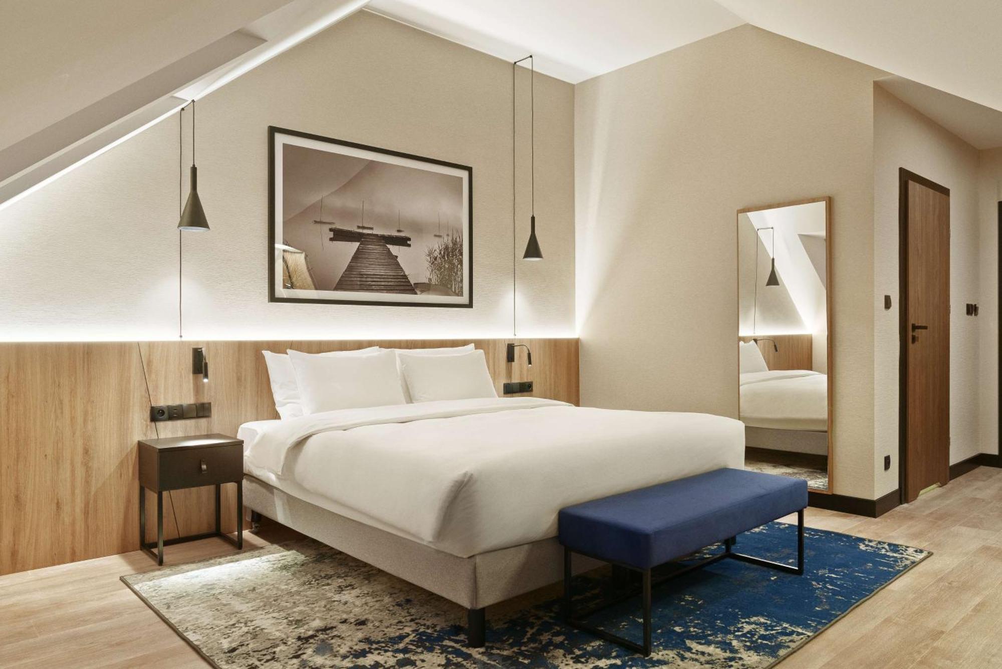 Radisson Blu Resort & Conference Center, Ostroda Mazury المظهر الخارجي الصورة A bedroom at the hotel